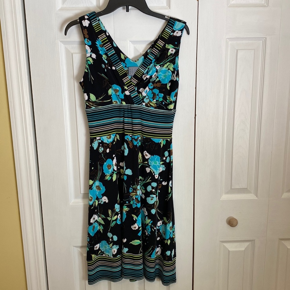 Rabbit Rabbit Rabbit size 6 sleeveless dress